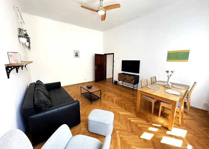 Black Eagle Apartments