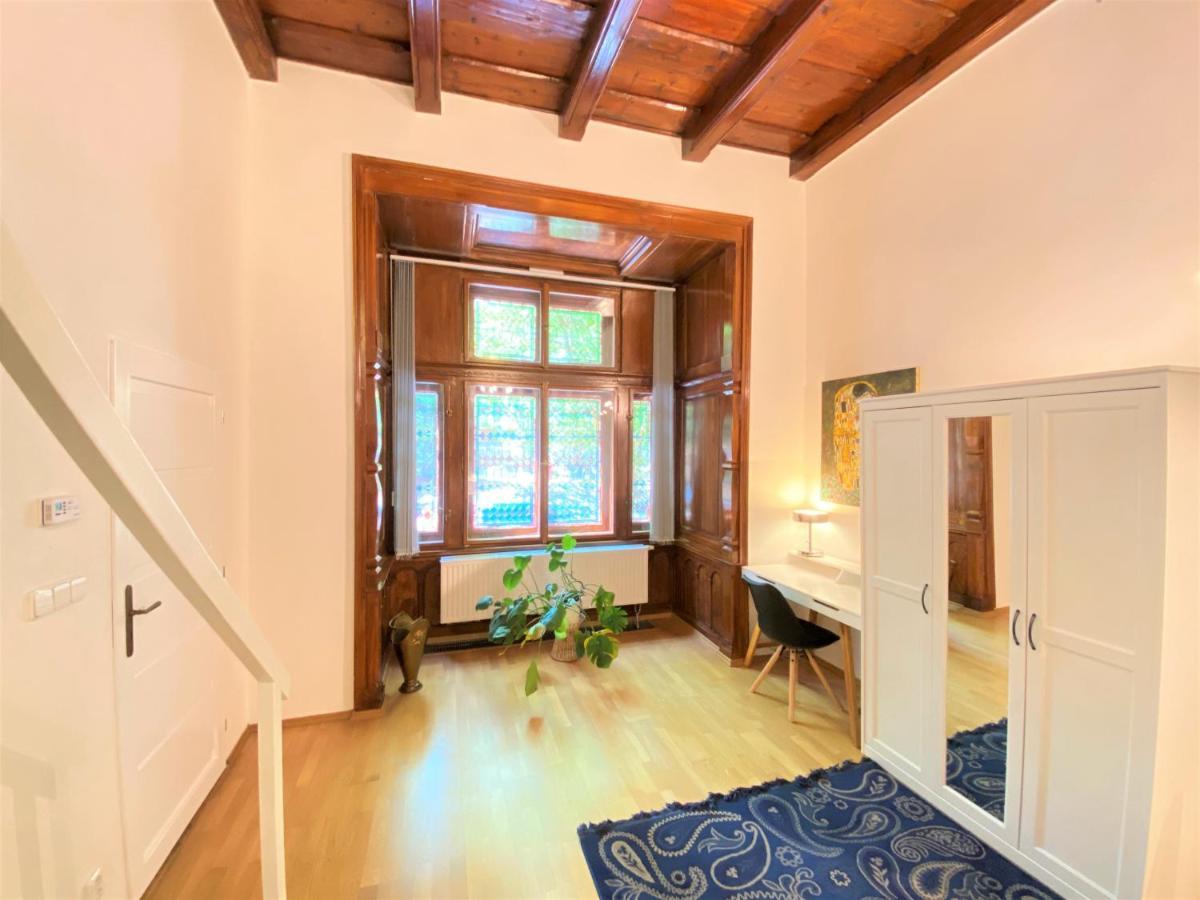 Black Eagle Apartment Prague